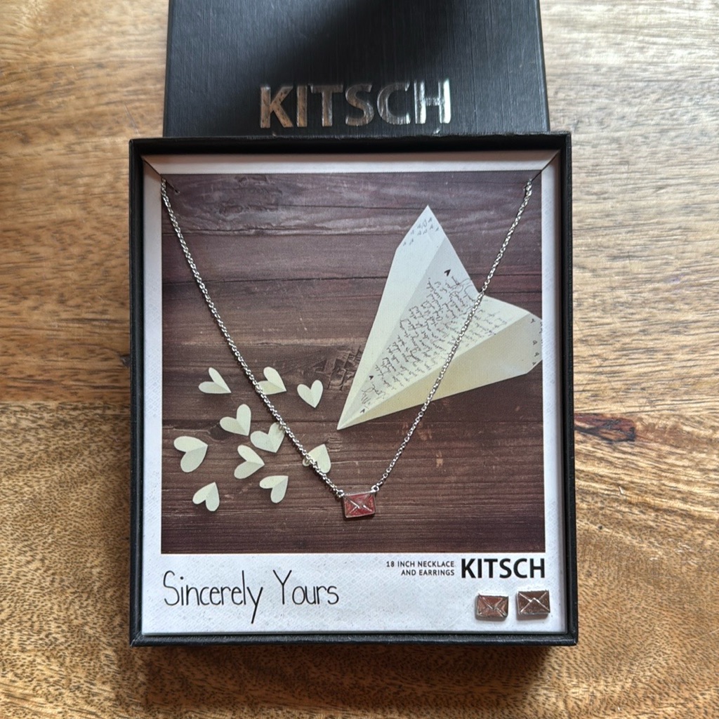 Kitsch Sincerely Yours Necklace And Earrings Set Nib Envelope